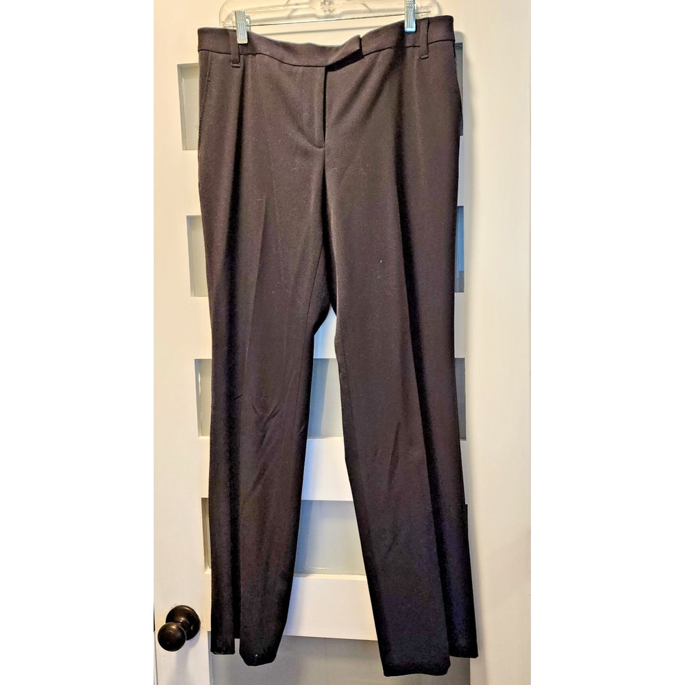 Liz Claiborne Women's Black Dress Pants with  Straight Leg /Pockets in Size 12
